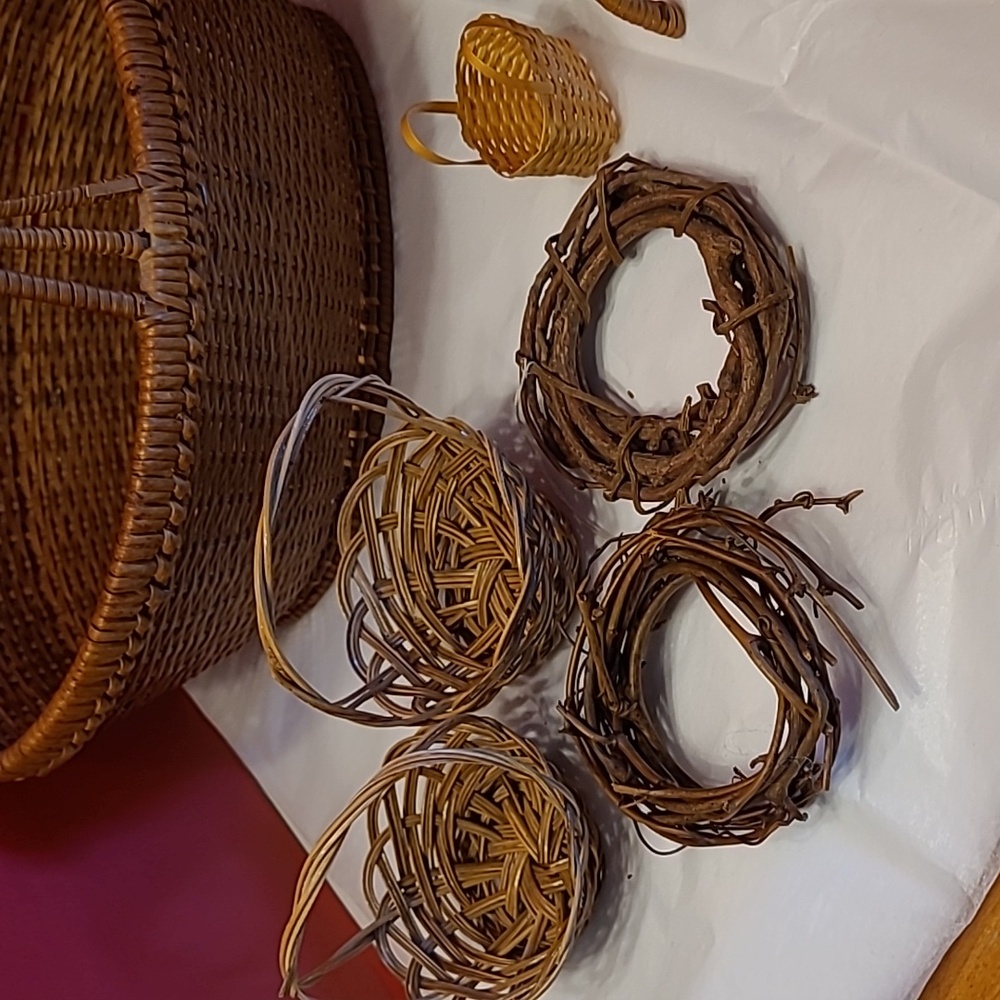 Handcrafted Wicker Basket Set - Brown - Picture 4 of 9